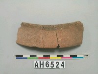 藏品(褐色夾砂陶圈足)的圖片